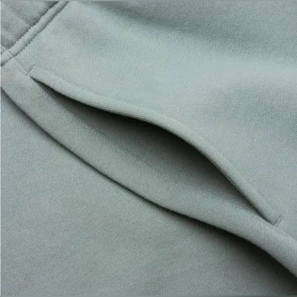 NWT Fear of God Essentials Sycamore Shorts - Picture 5 of 6